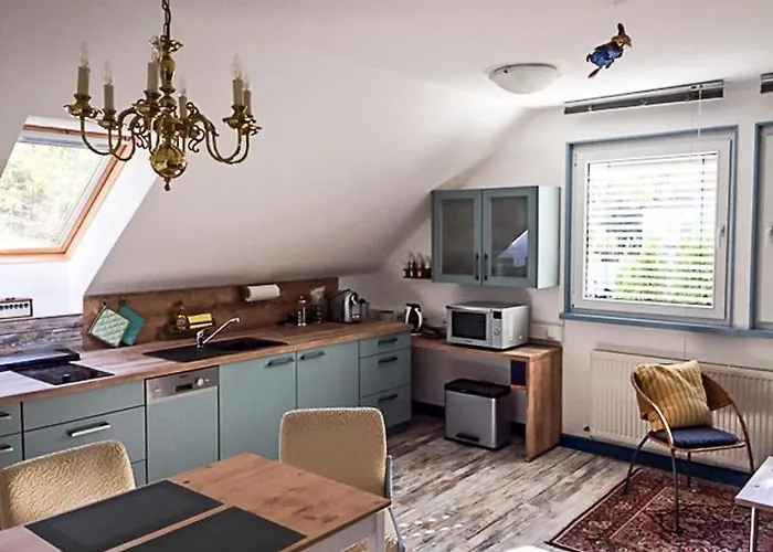 Sonnengelb Lägenhet Schwielowsee